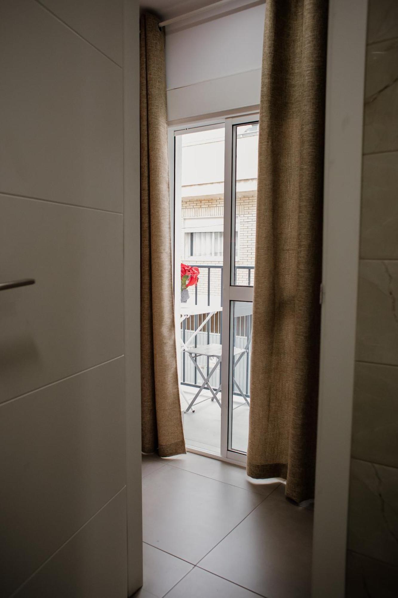 Apartamentos Turisticos Mastil 16 Малага Екстер'єр фото