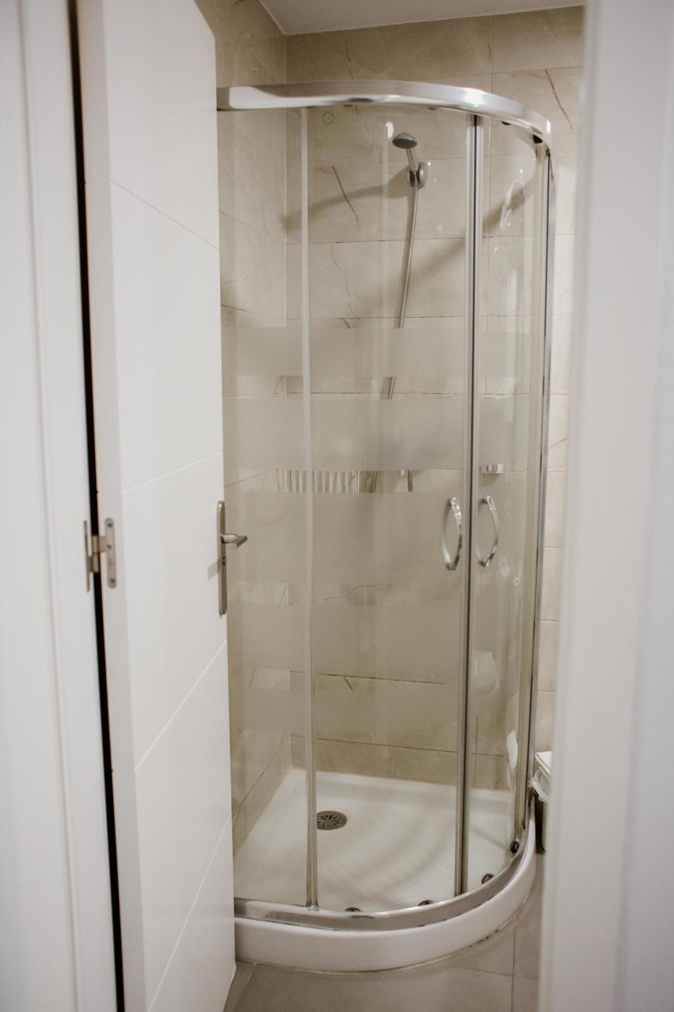 Apartamentos Turisticos Mastil 16 Малага Екстер'єр фото