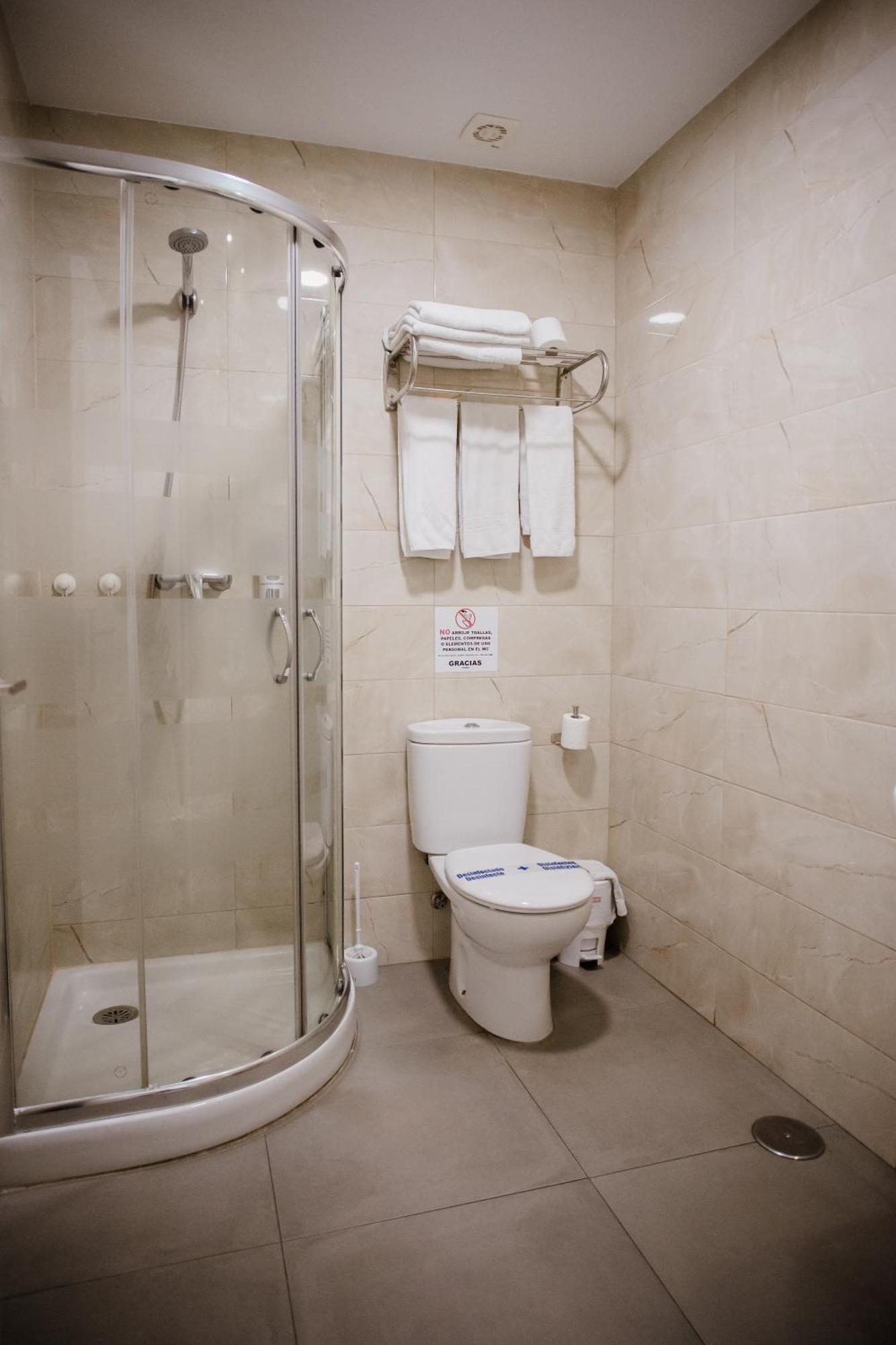 Apartamentos Turisticos Mastil 16 Малага Екстер'єр фото