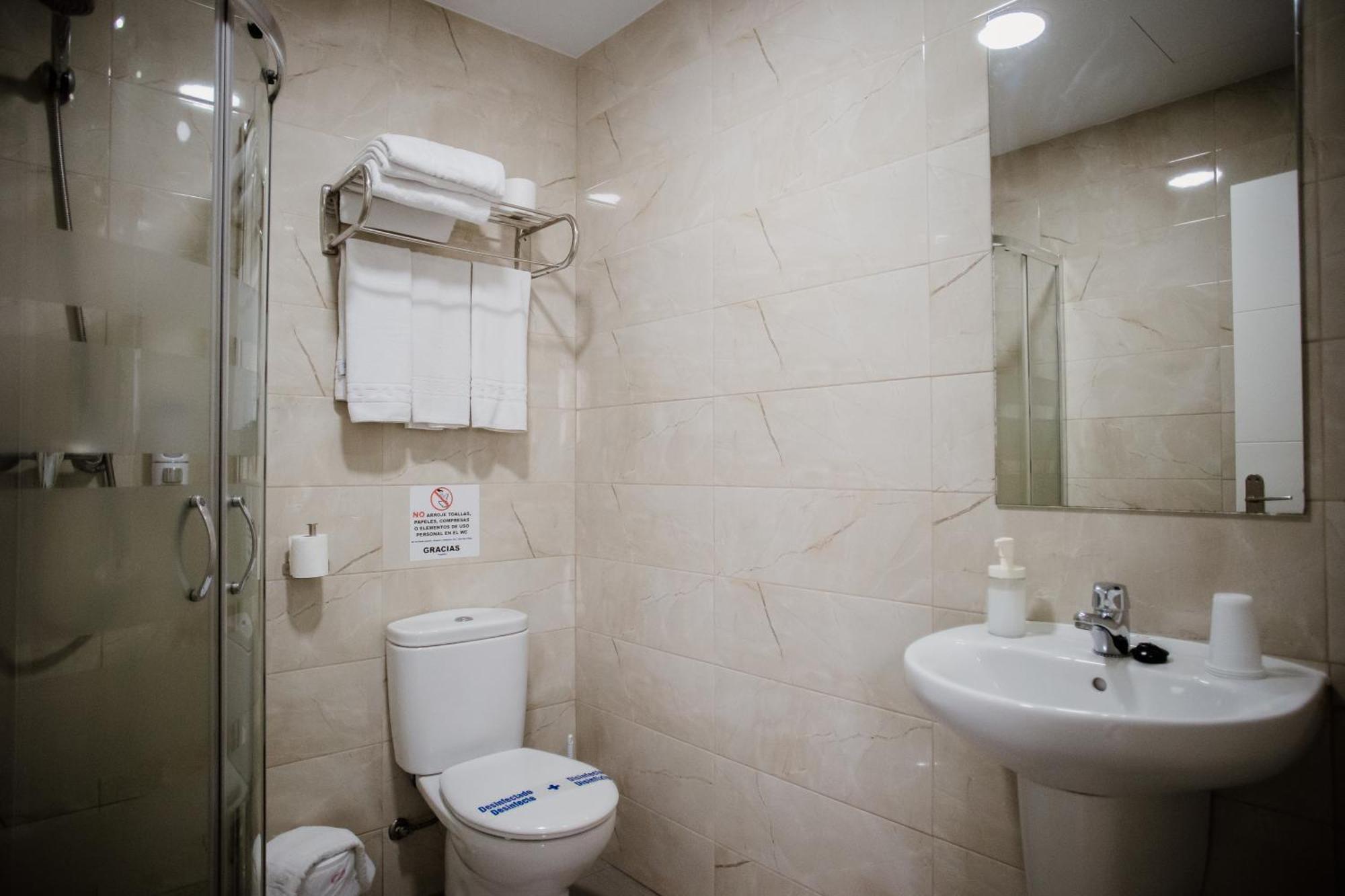 Apartamentos Turisticos Mastil 16 Малага Екстер'єр фото