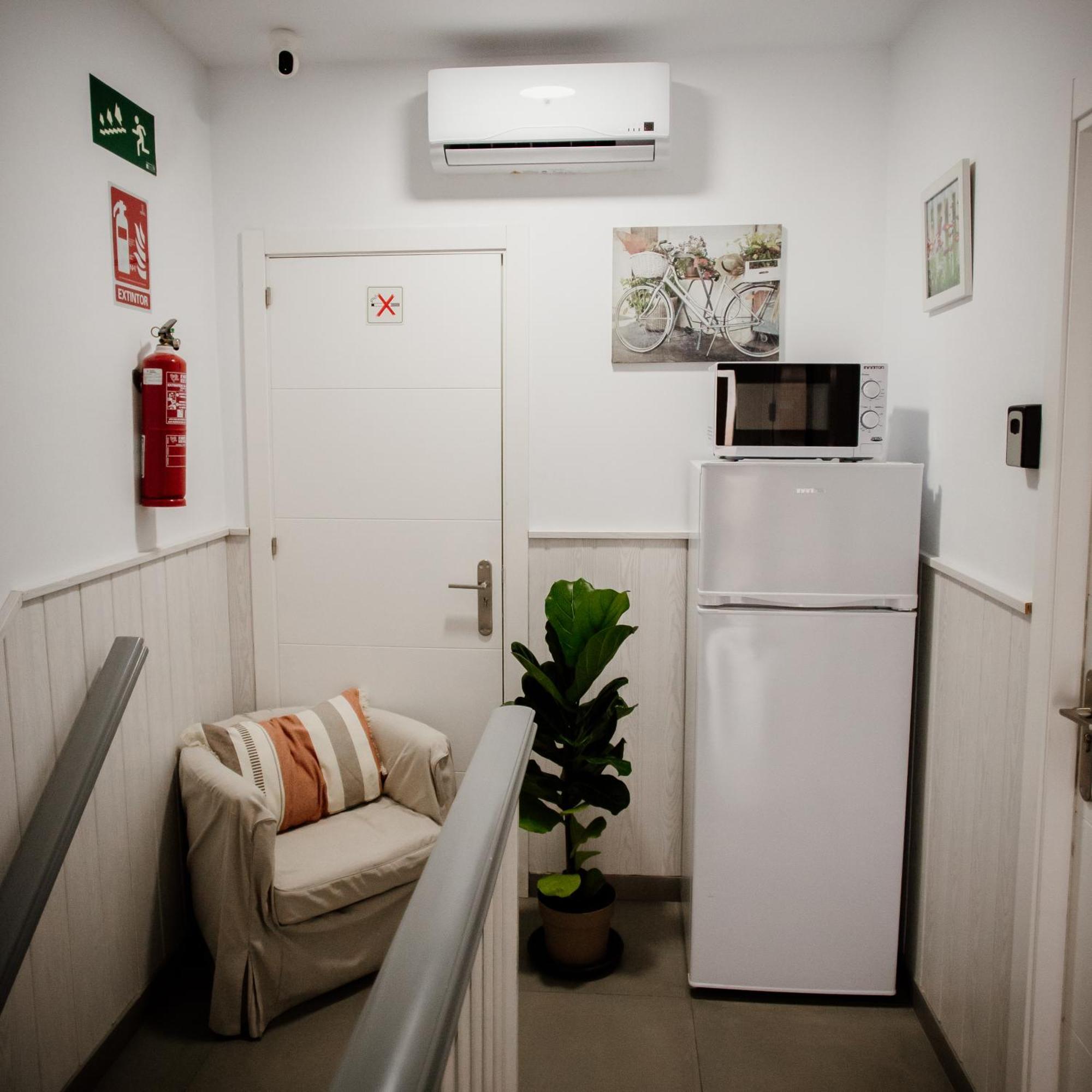 Apartamentos Turisticos Mastil 16 Малага Екстер'єр фото