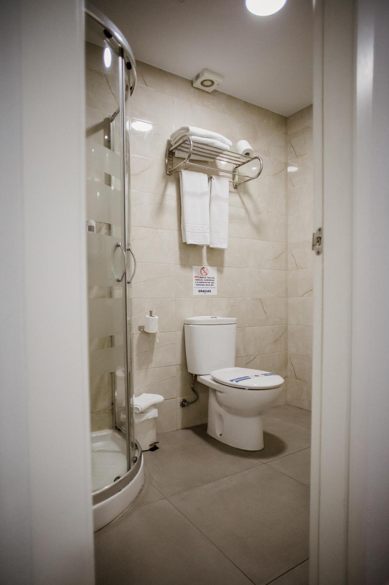 Apartamentos Turisticos Mastil 16 Малага Екстер'єр фото